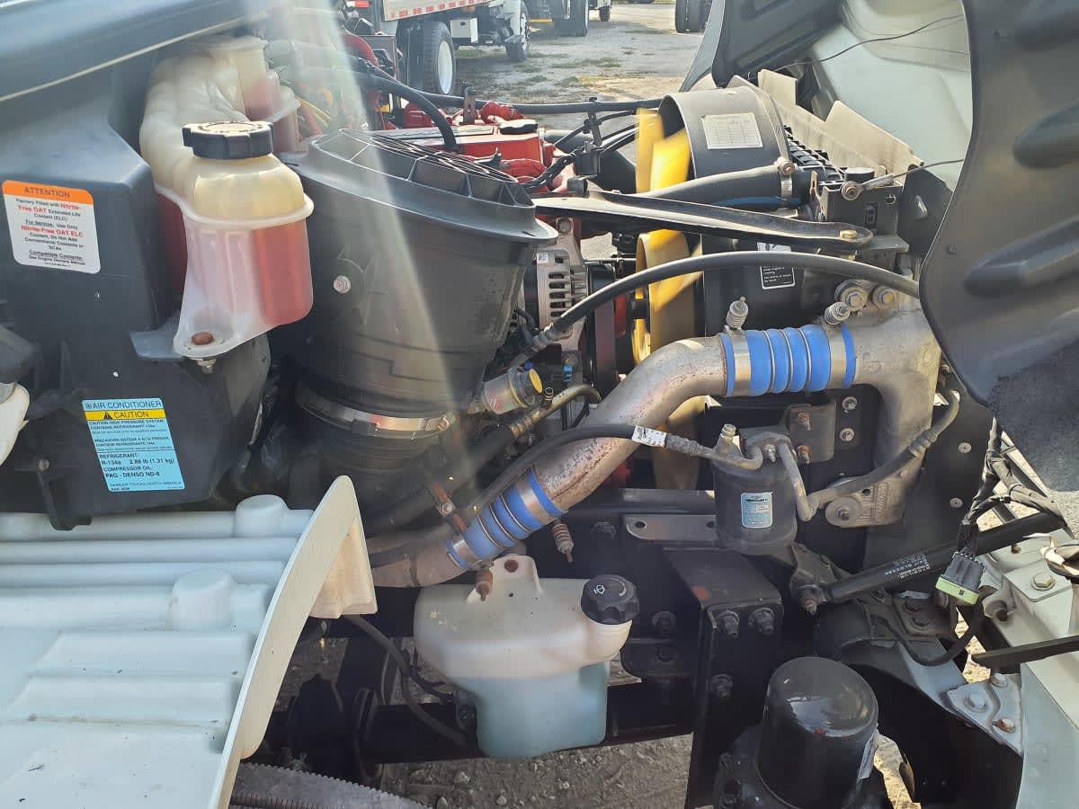 2019 Freightliner/Mercedes M2 106 814247