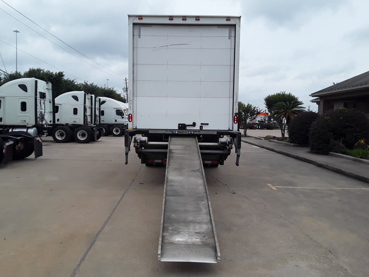 2019 Freightliner/Mercedes M2 106 814256