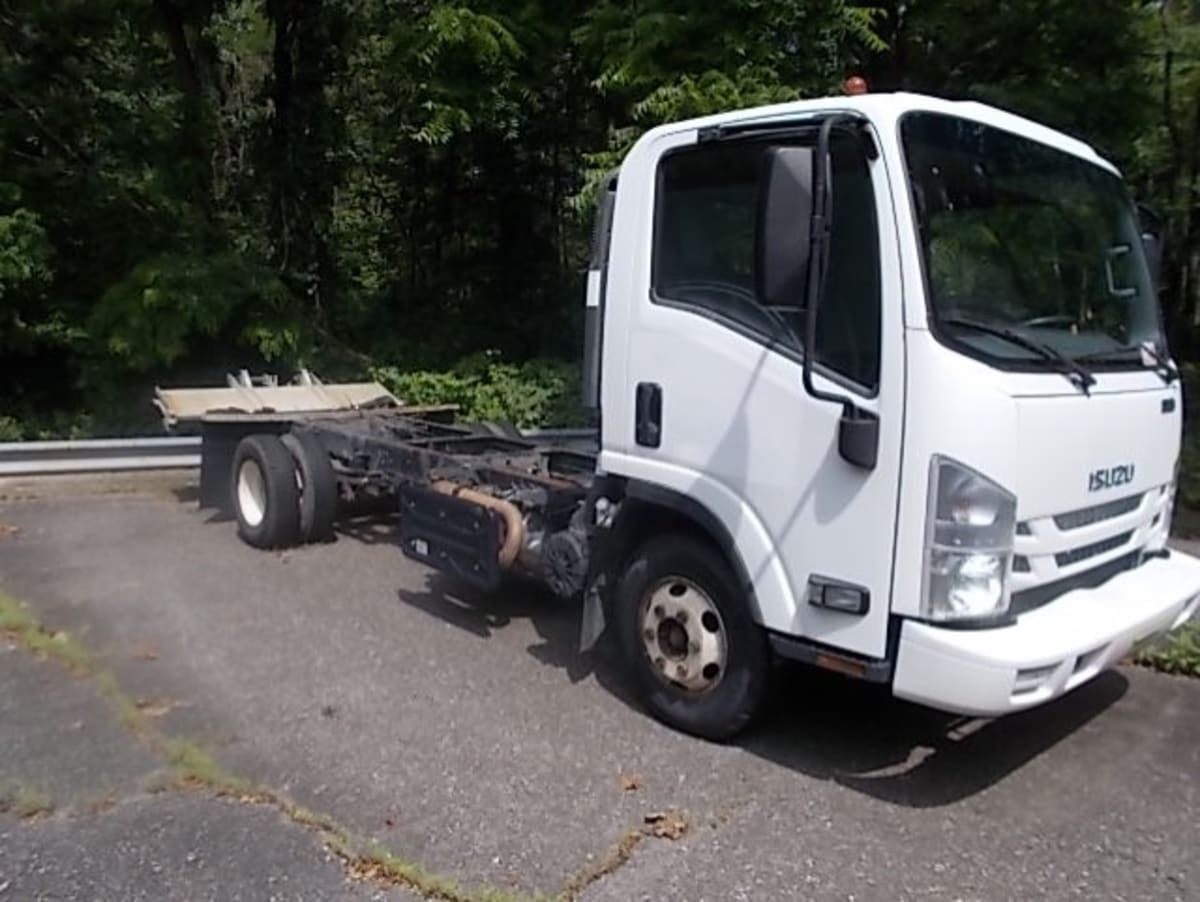 2018 Isuzu NPR HD 814351