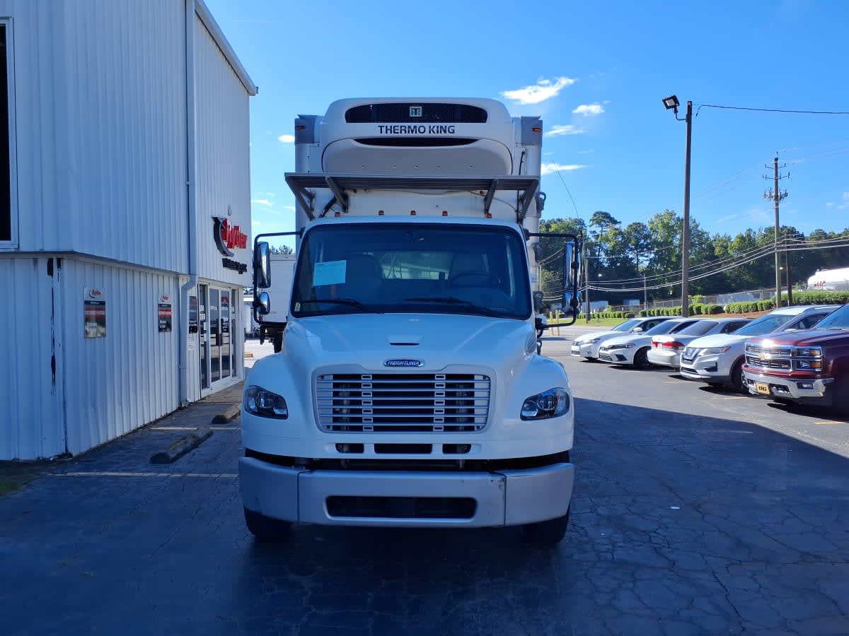 2019 Freightliner M2 106 in Doraville, GA — photo 2