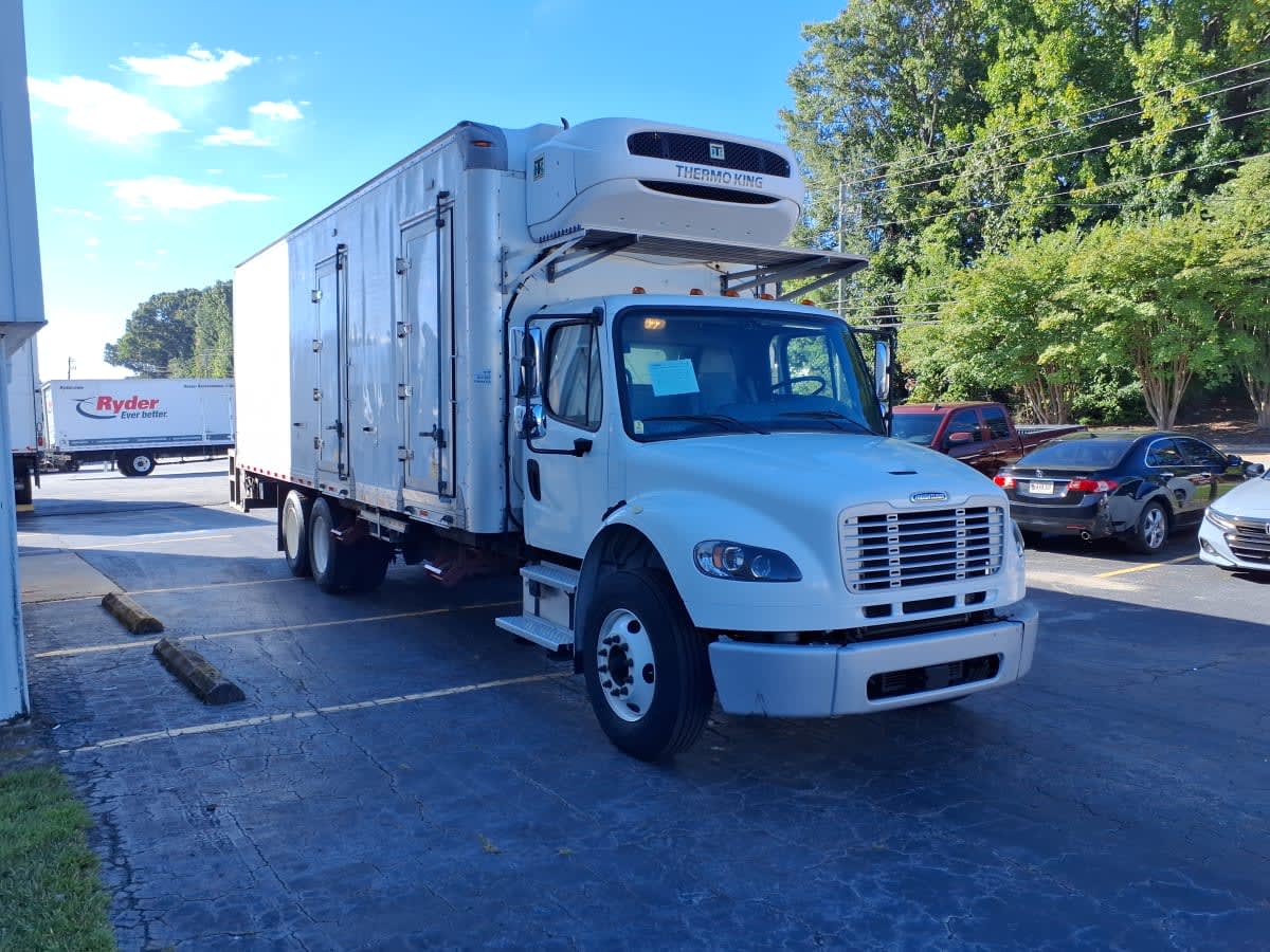 2019 Freightliner M2 106 in Doraville, GA — photo 3