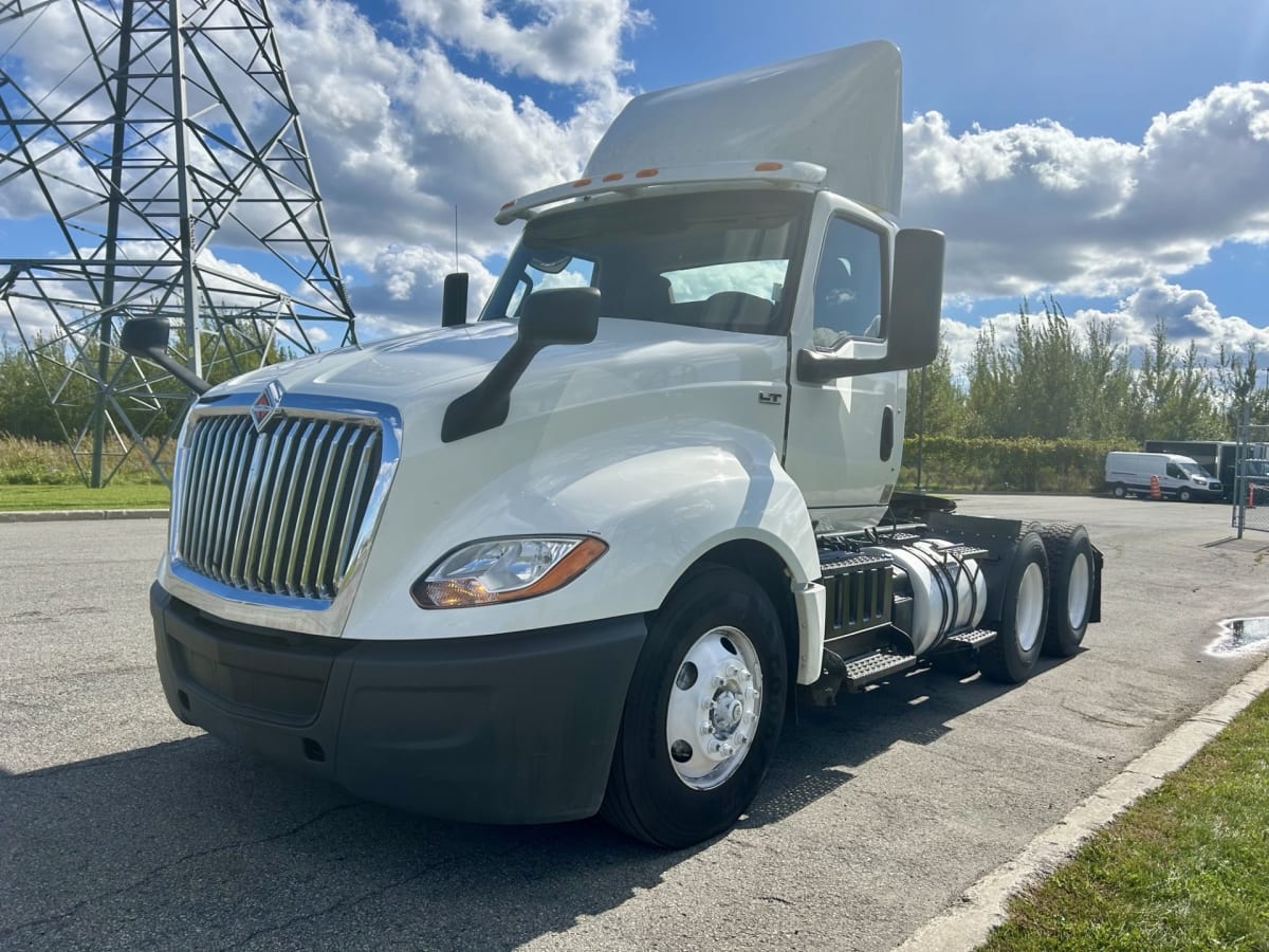 2019 Navistar International LT625 DAYCAB T/A 814378