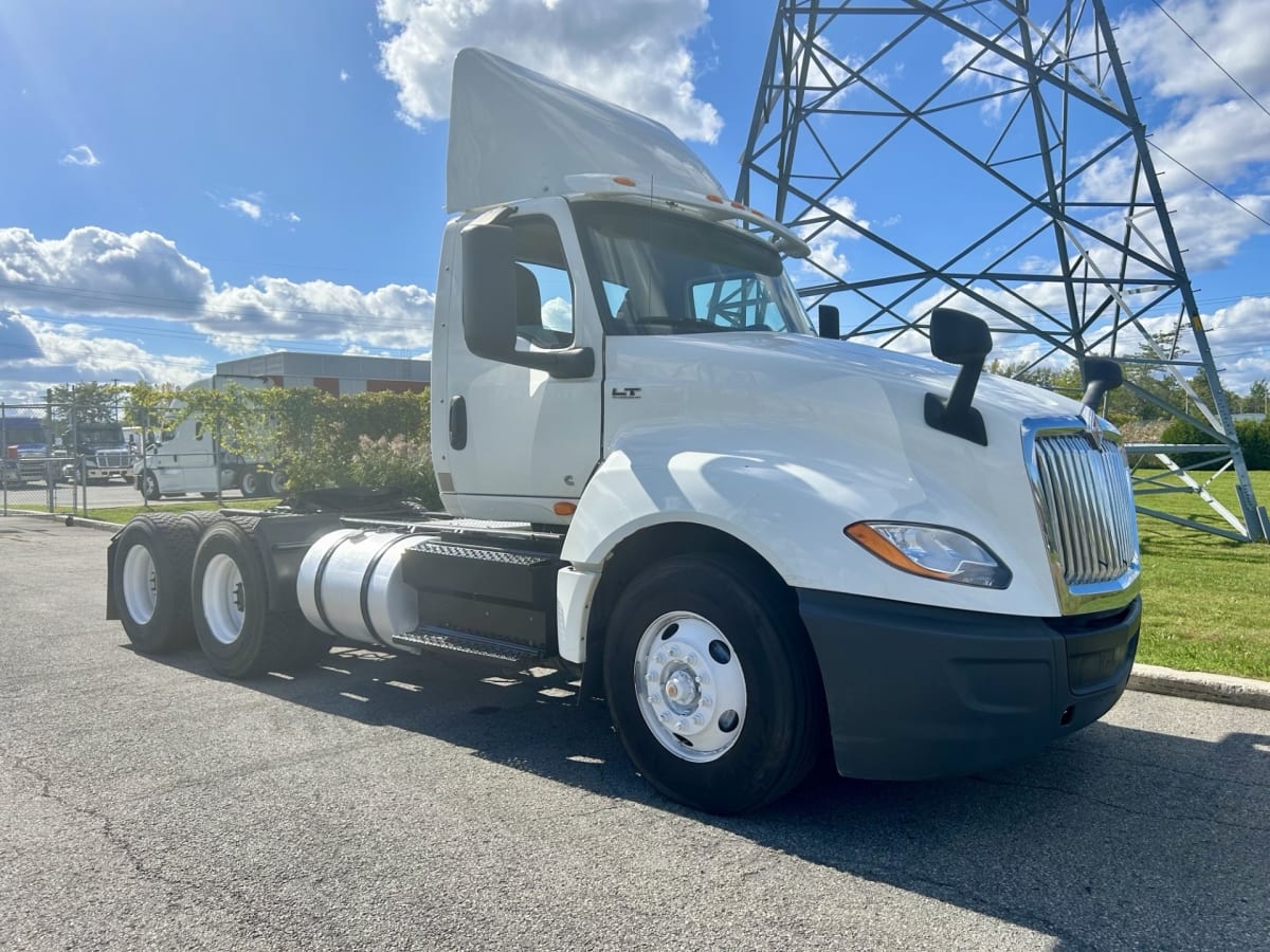 2019 Navistar International LT625 DAYCAB T/A 814378