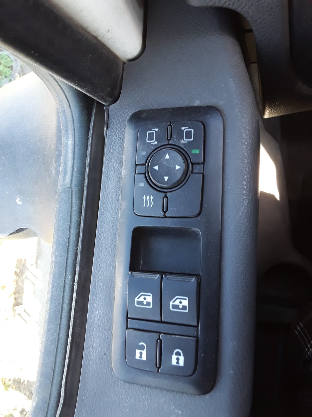 2019 Navistar International LT625 DAYCAB T/A 814379