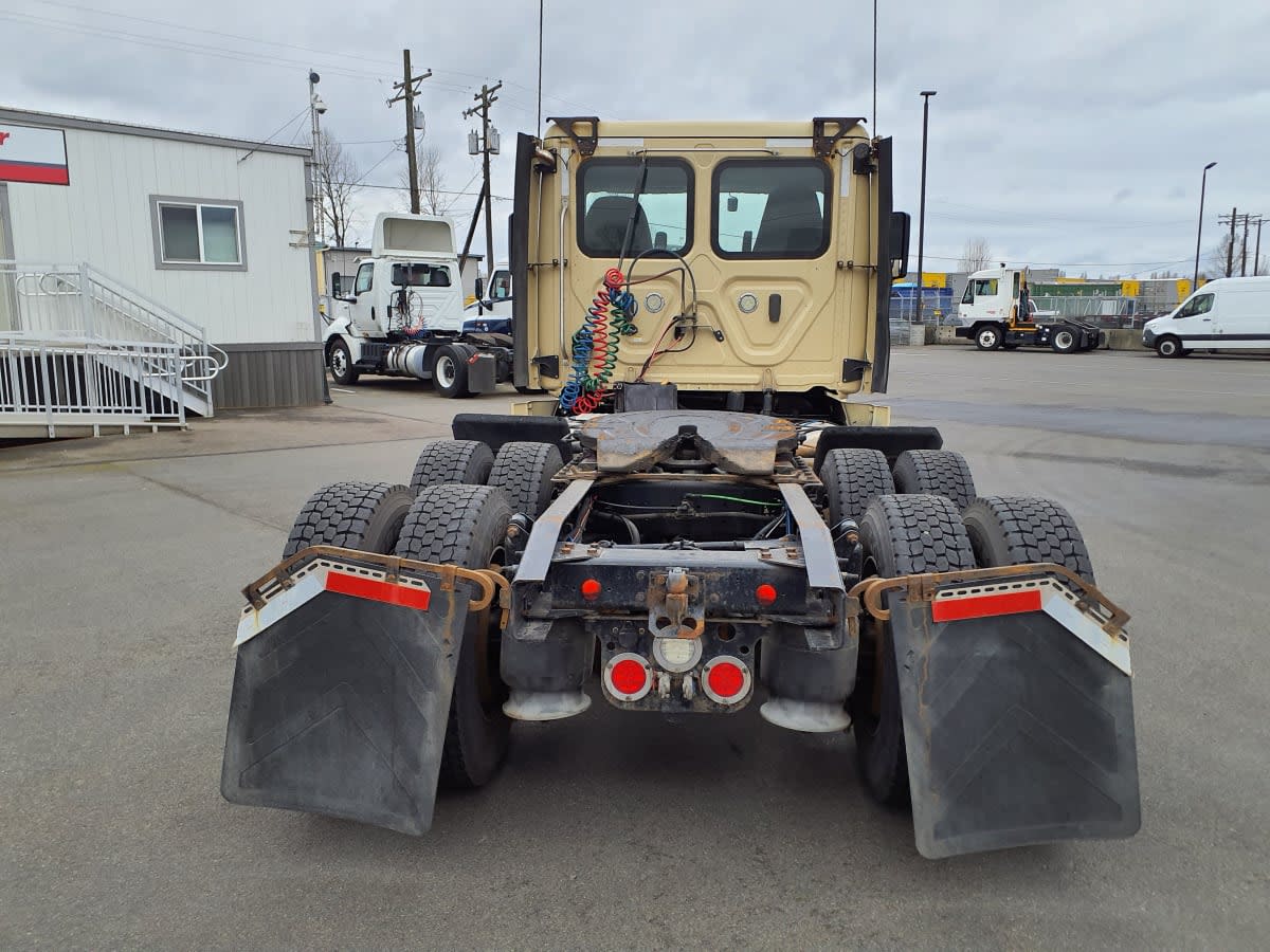 2019 Freightliner/Mercedes CASCADIA 125 814409