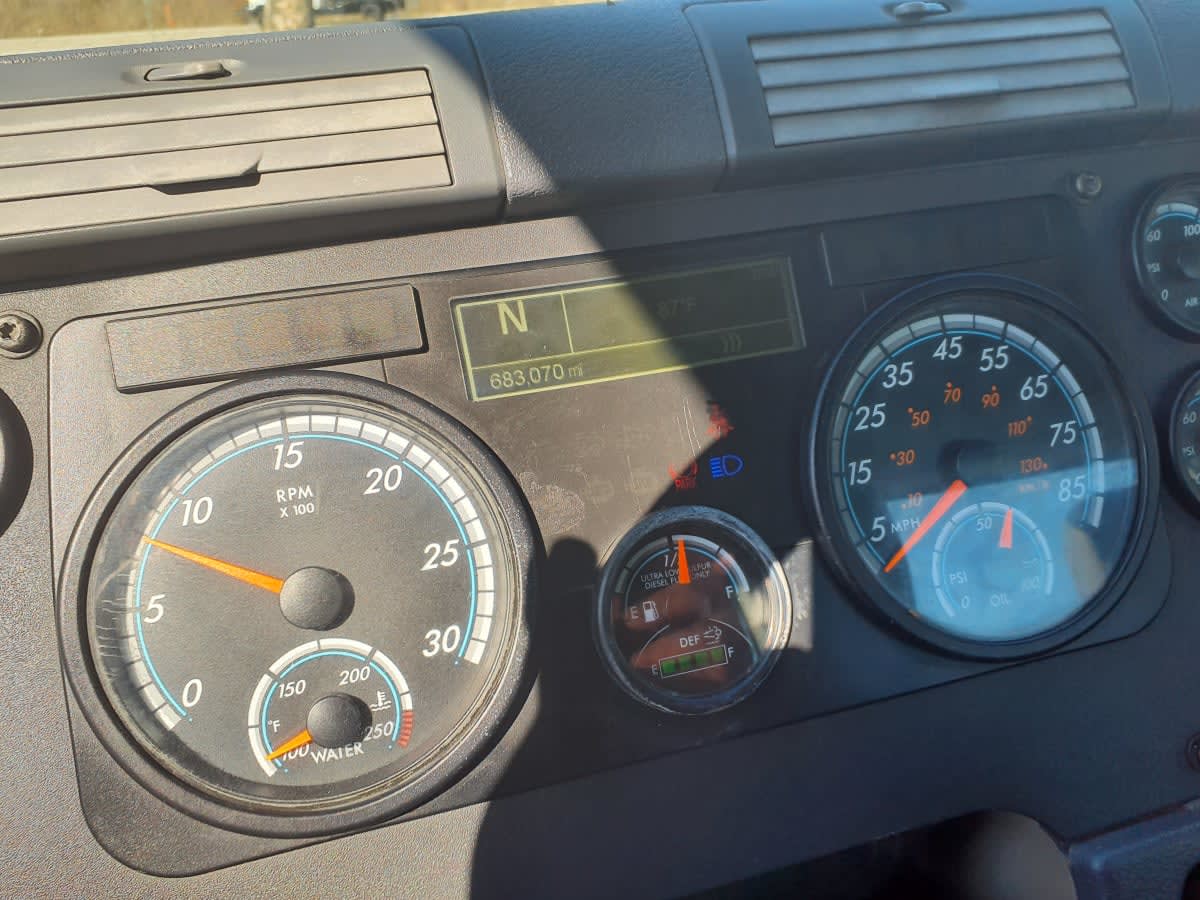 2019 Freightliner/Mercedes CASCADIA 125 814424