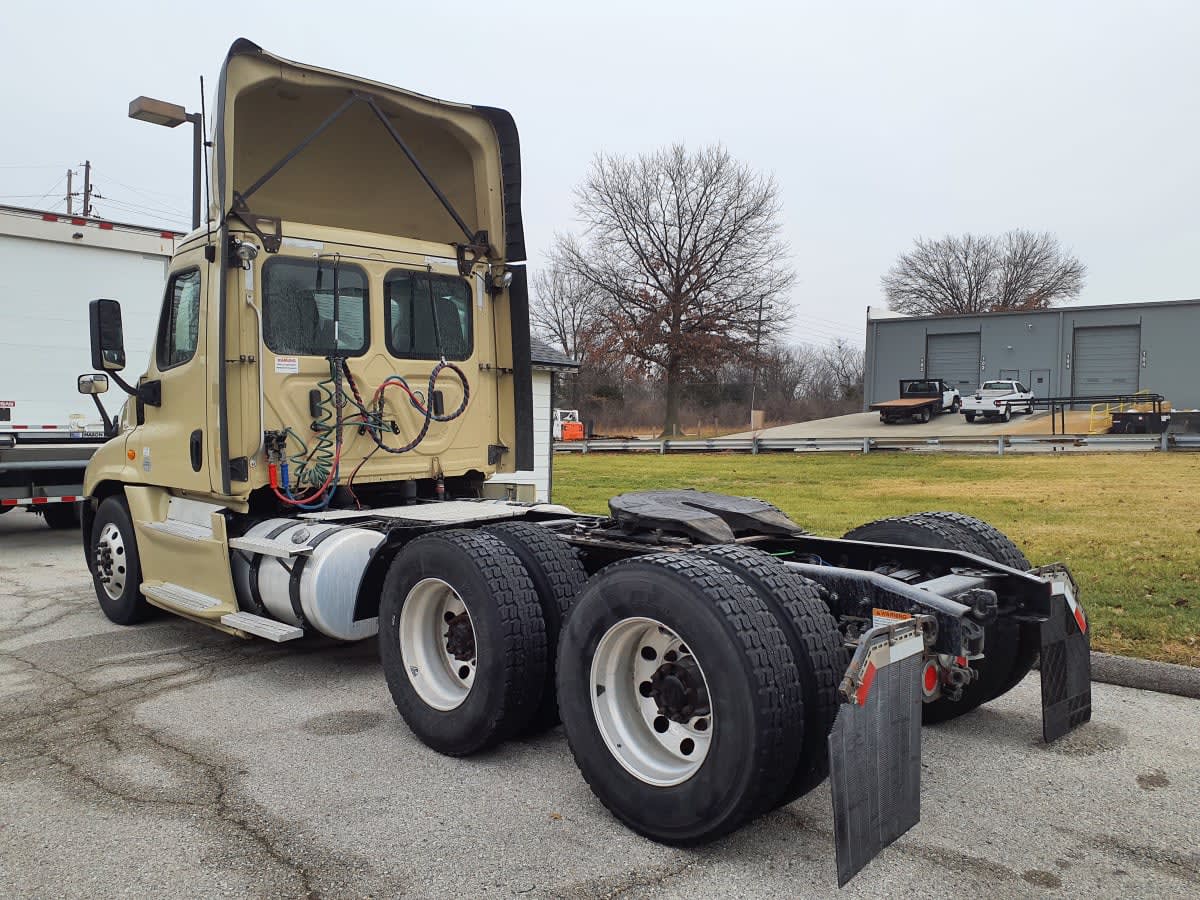 2019 Freightliner/Mercedes CASCADIA 125 814427