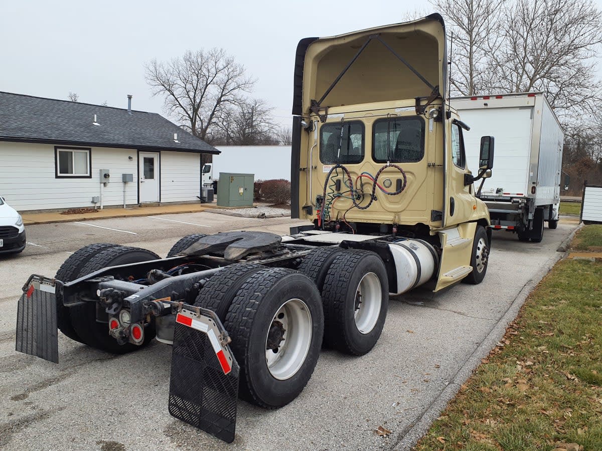 2019 Freightliner/Mercedes CASCADIA 125 814427