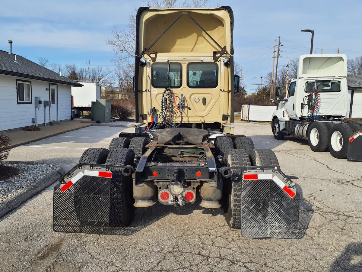 2019 Freightliner/Mercedes CASCADIA 125 814428