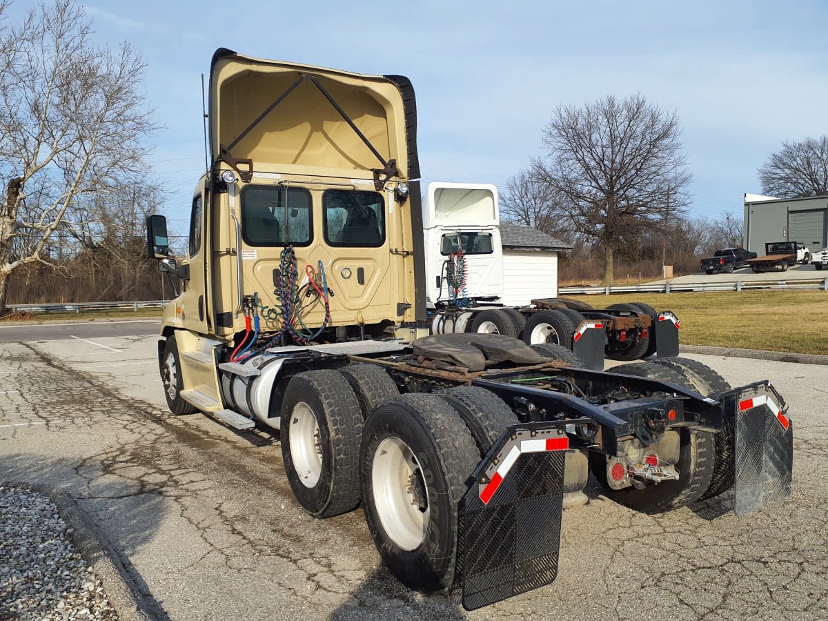 2019 Freightliner/Mercedes CASCADIA 125 814428