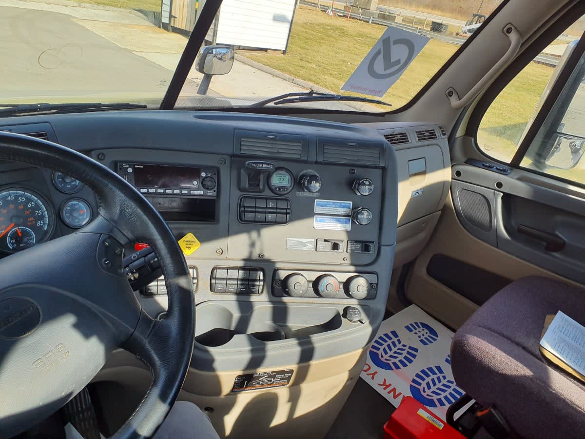 2019 Freightliner/Mercedes CASCADIA 125 814445