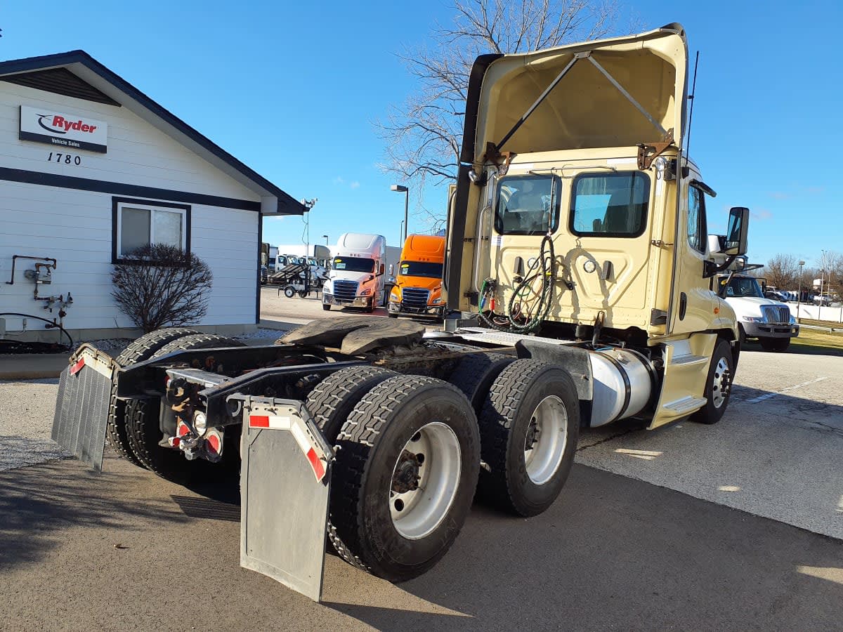 2019 Freightliner/Mercedes CASCADIA 125 814446