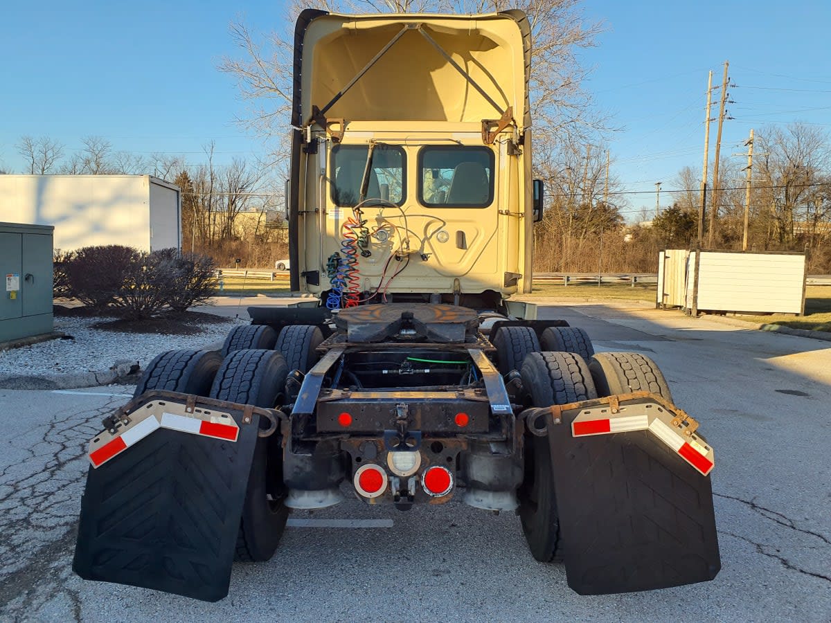 2019 Freightliner/Mercedes CASCADIA 125 814447
