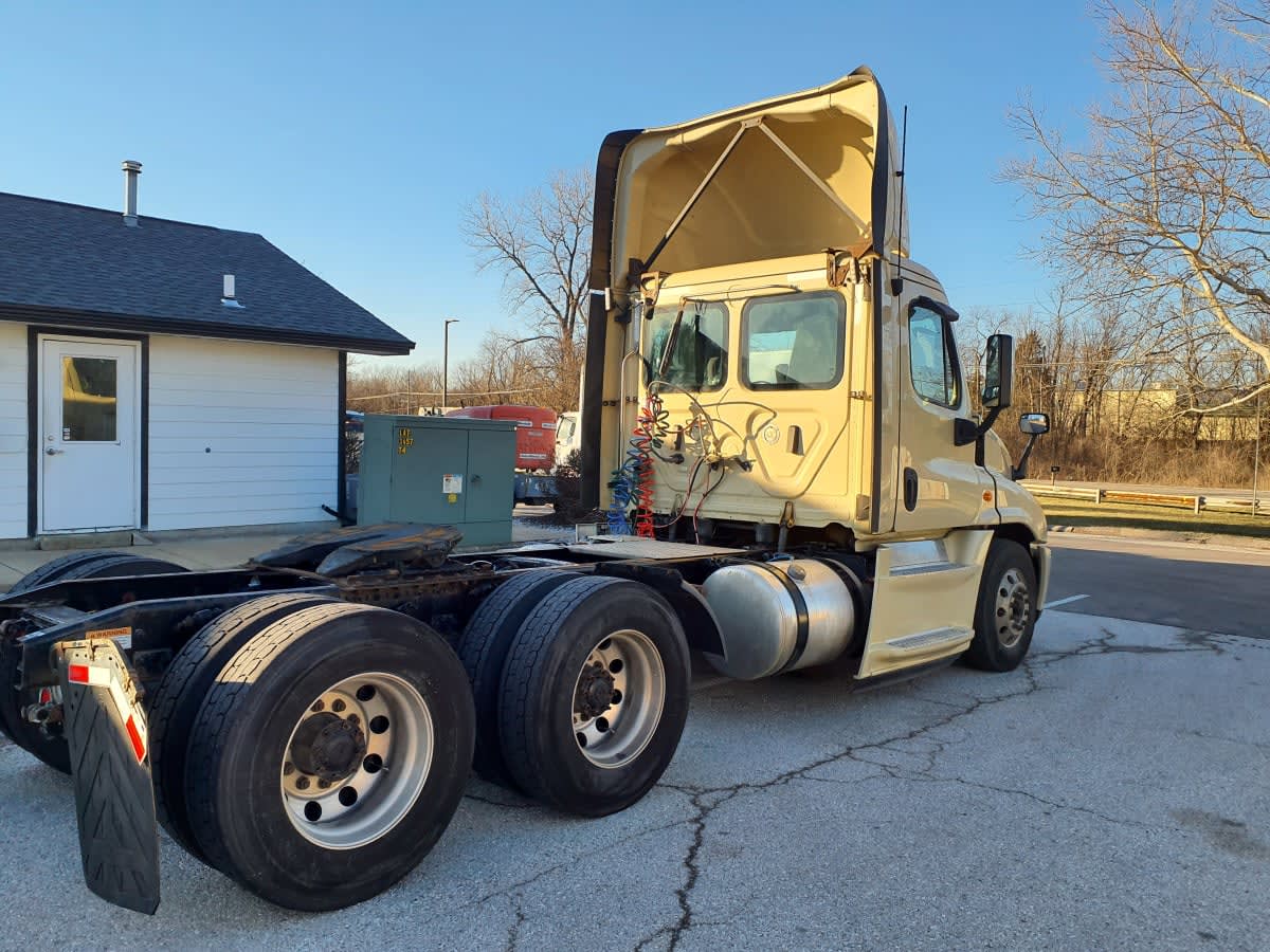 2019 Freightliner/Mercedes CASCADIA 125 814447