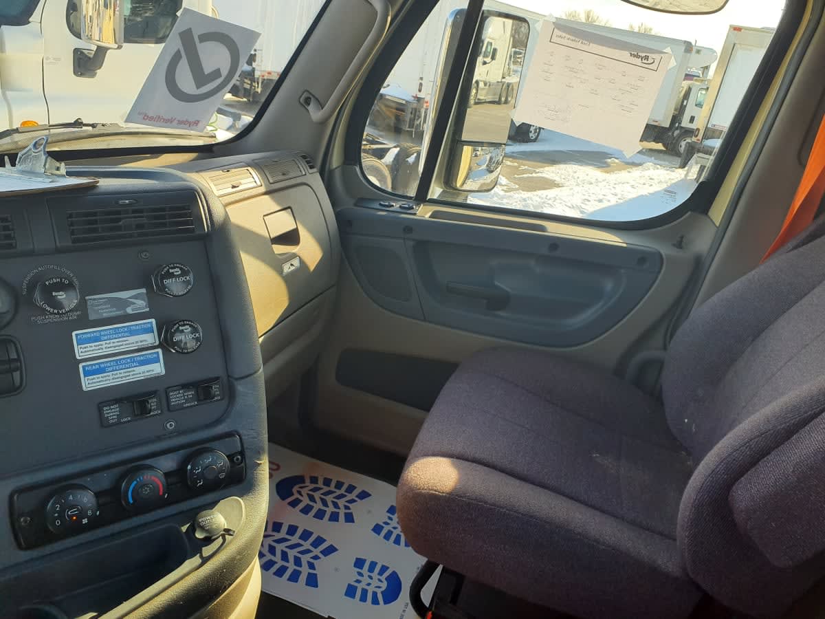 2019 Freightliner/Mercedes CASCADIA 125 814450