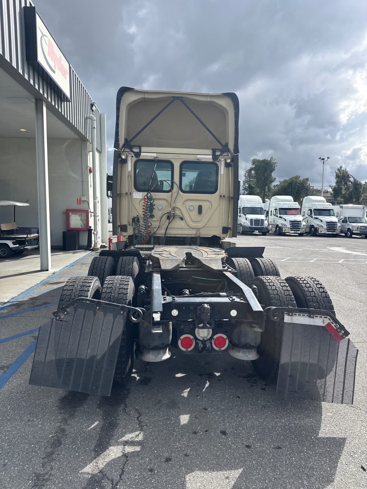 2019 Freightliner - image 5