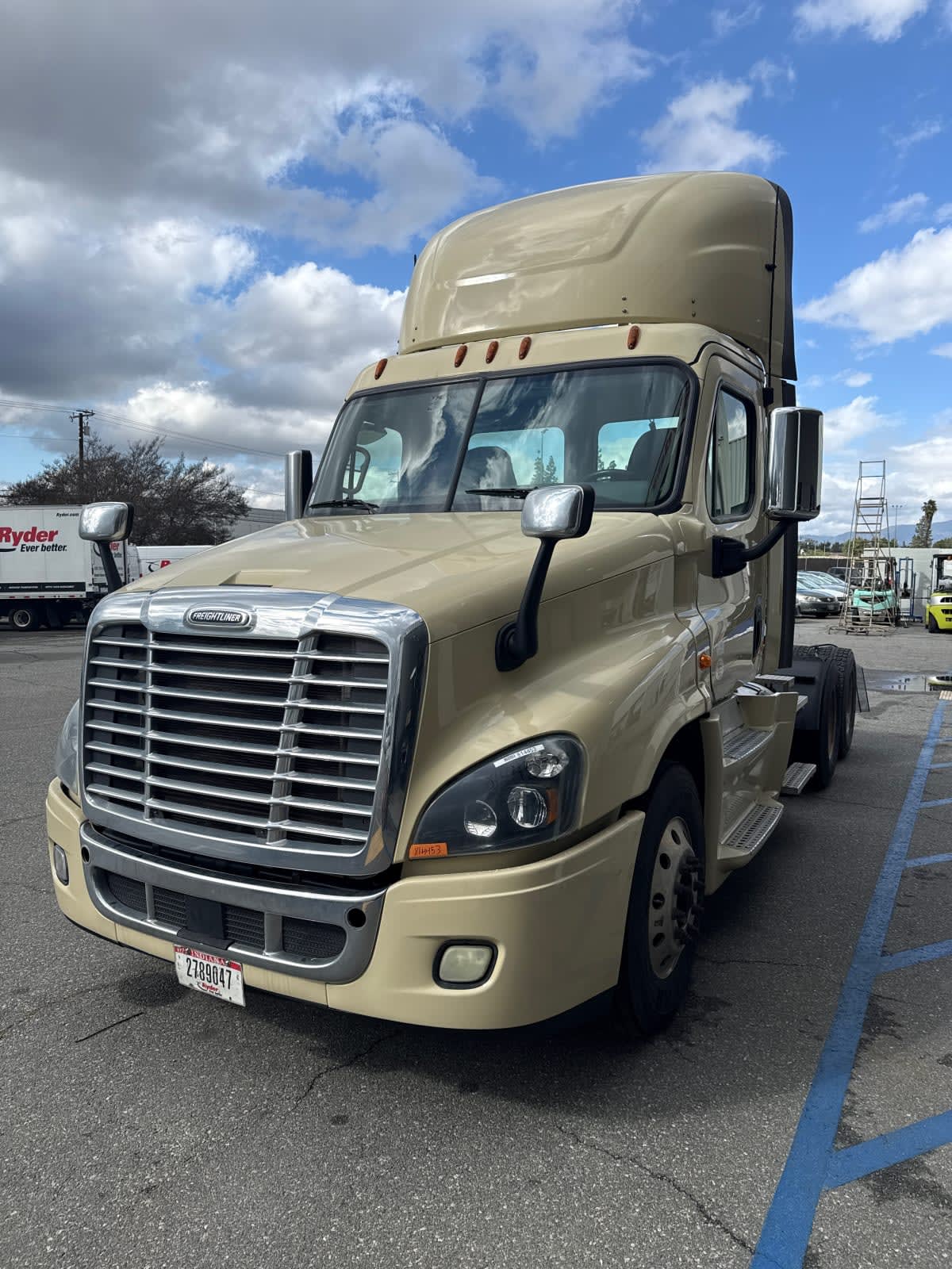 2019 Freightliner - image 1