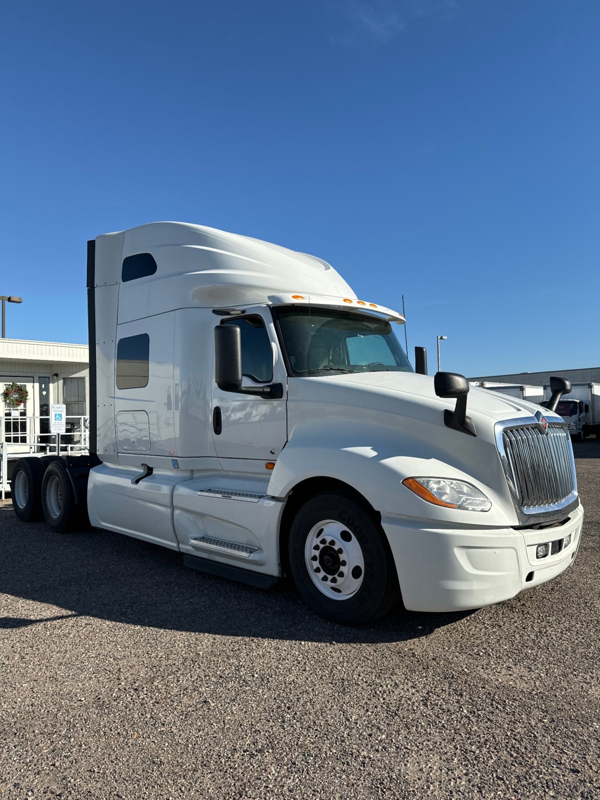 2018 Navistar International LT625 SLPR CAB 814502