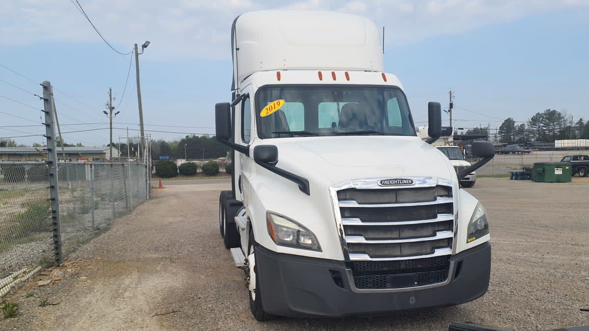 2019 Freightliner/Mercedes NEW CASCADIA PX12664 814600