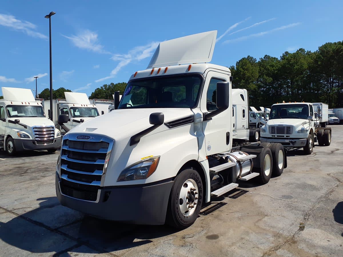 2018 Freightliner NEW CASCADIA PX12664 814876