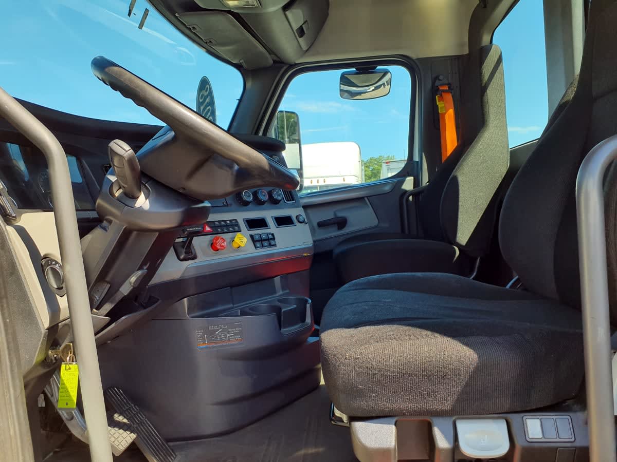 2018 Freightliner NEW CASCADIA PX12664 814876