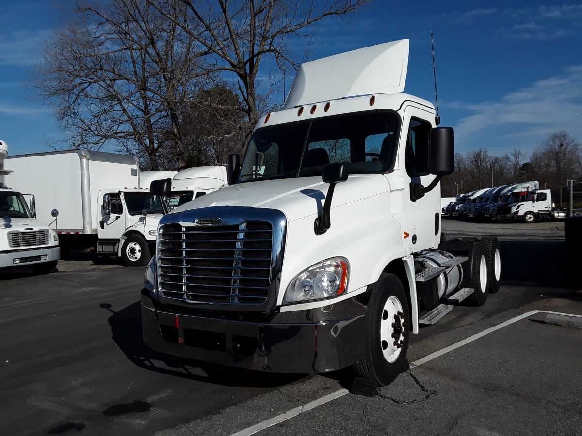 2018 Freightliner/Mercedes CASCADIA 125 814899