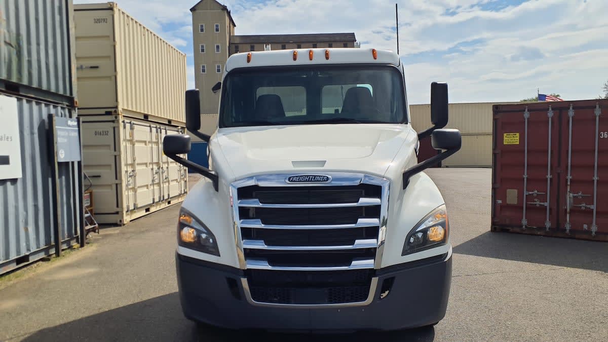 2018 Freightliner/Mercedes NEW CASCADIA PX12664 814902