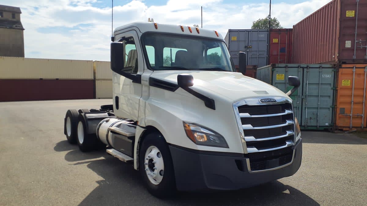 2018 Freightliner/Mercedes NEW CASCADIA PX12664 814902