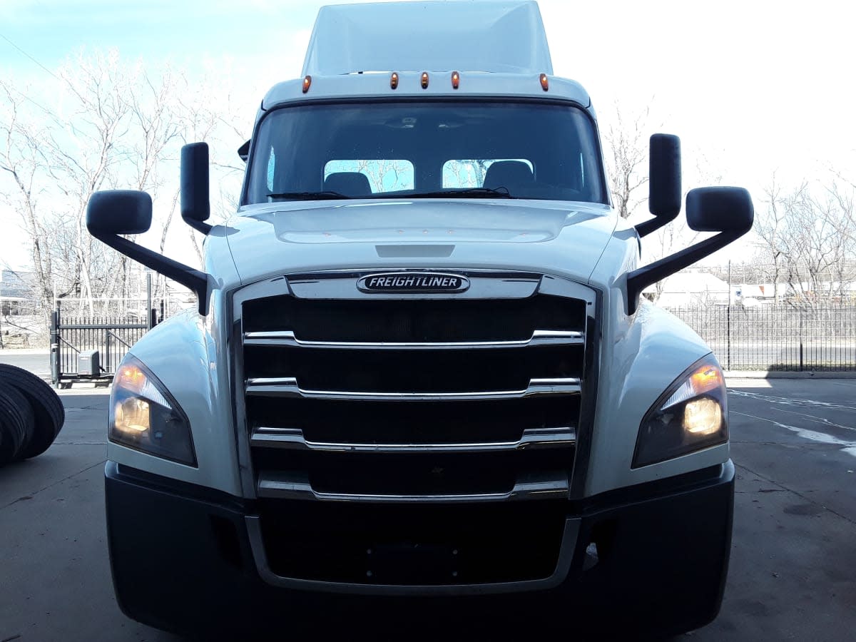 2018 Freightliner/Mercedes NEW CASCADIA PX12664 814909