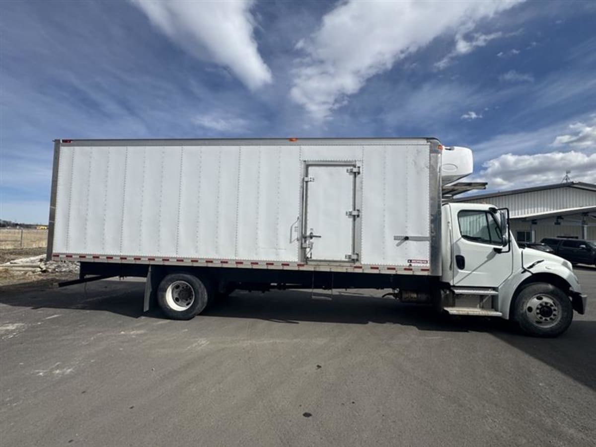 2019 Freightliner M2 106 - image 12