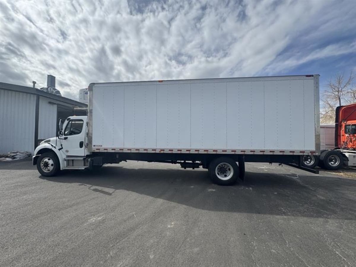 2019 Freightliner M2 106 - image 14
