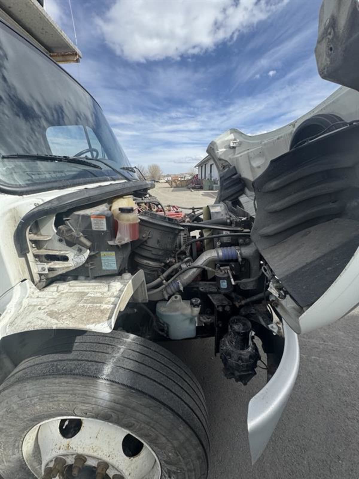 2019 Freightliner M2 106 - image 15