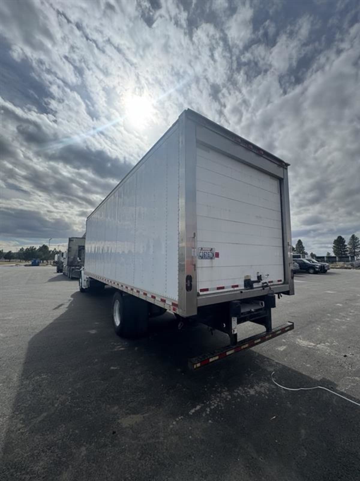 2019 Freightliner M2 106 - image 6