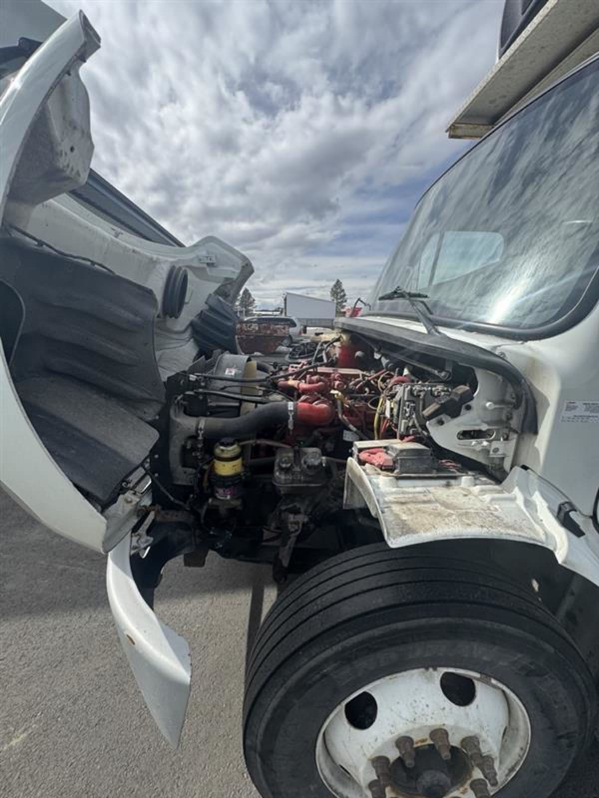 2019 Freightliner M2 106 - image 10