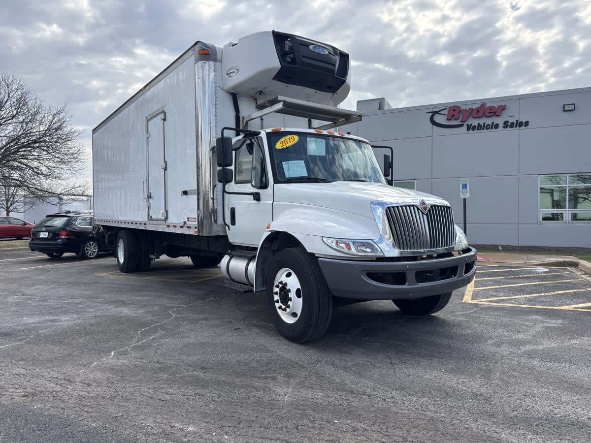 2019 Navistar International 4300 814919