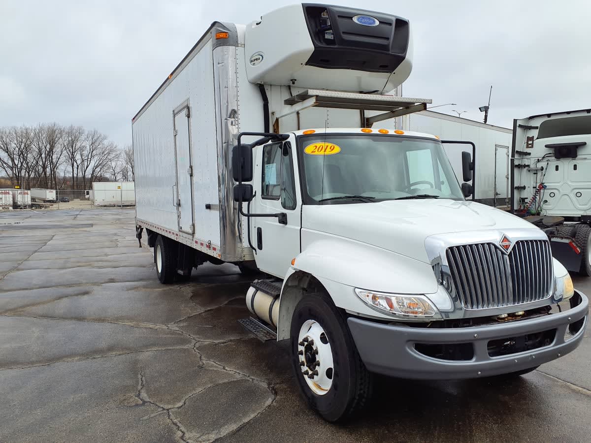 2019 Navistar International 4300 814920