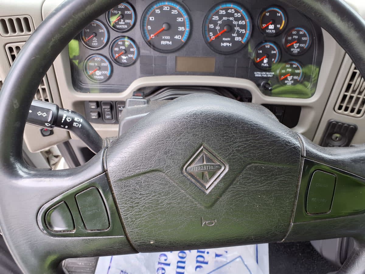 2019 Navistar International 4300 814927