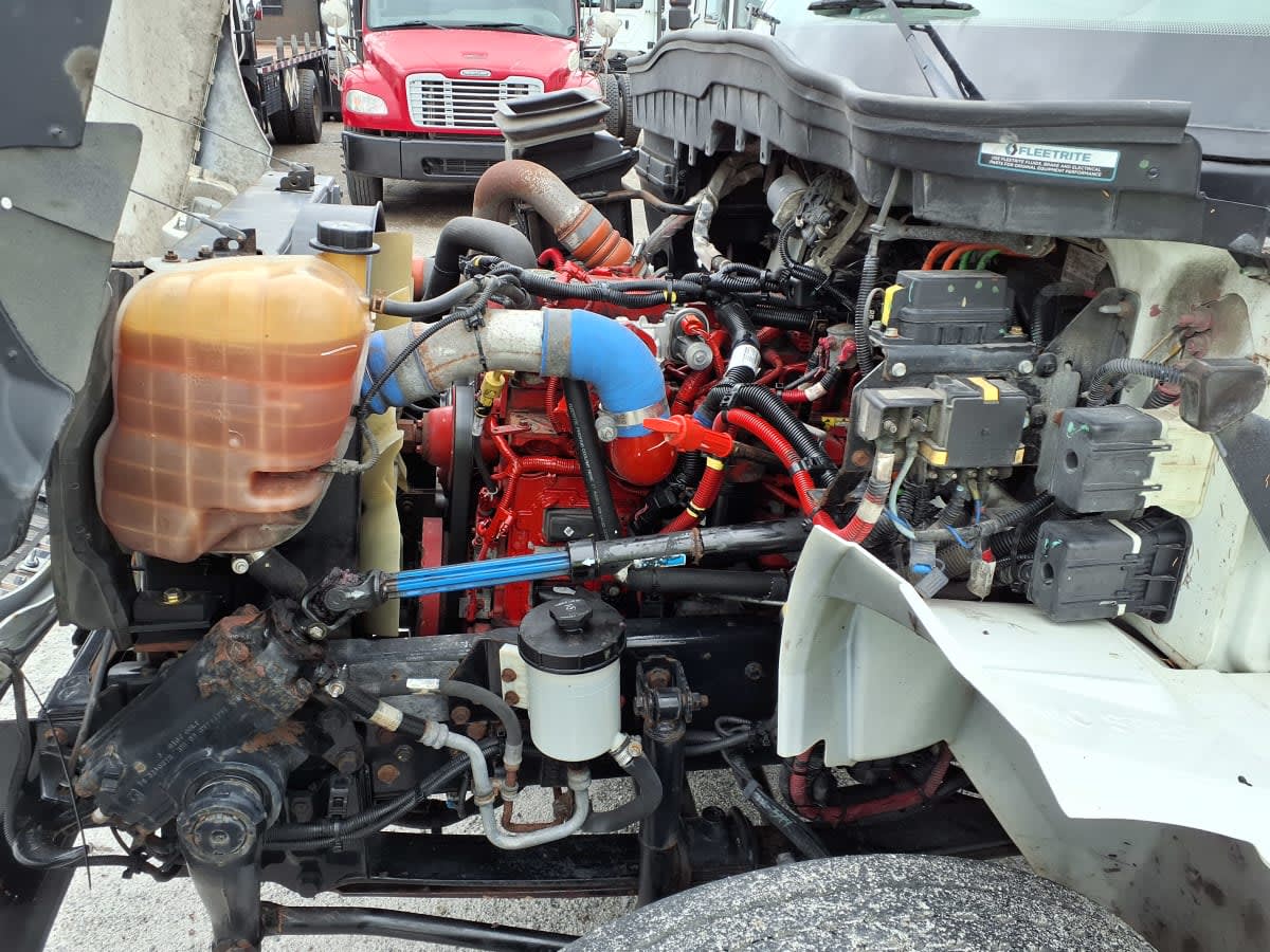 2019 Navistar International 4300 814927