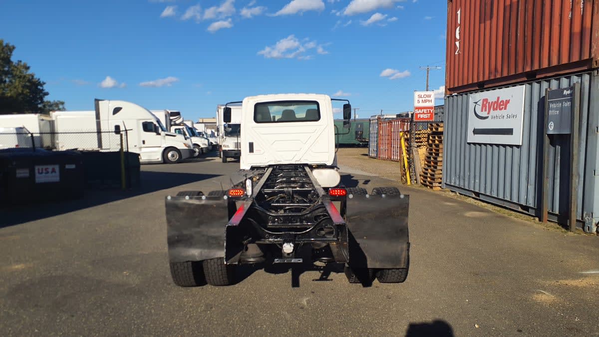 2019 International 4300 in Springfield, MA — photo 5