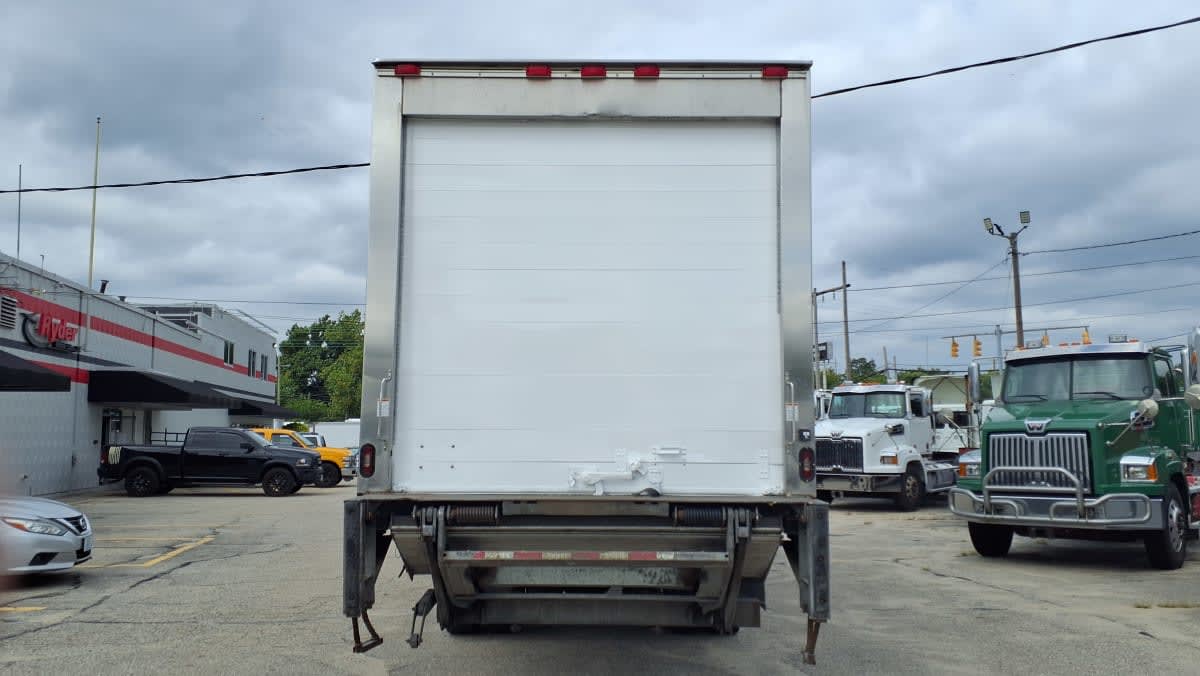 2019 International 4300 in Warwick, RI — photo 5
