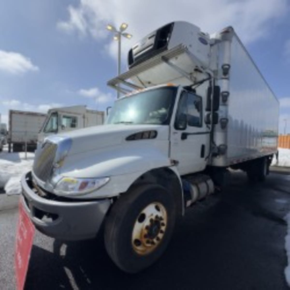 2019 Navistar International 4300 814978