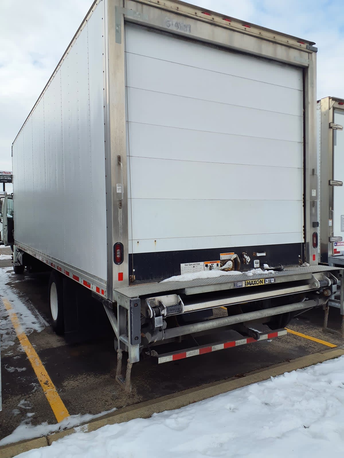 2019 Navistar International 4300 814981