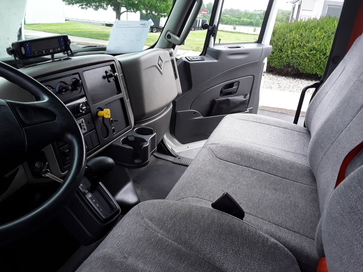 2019 International 4300 in Altoona, IA — photo 8