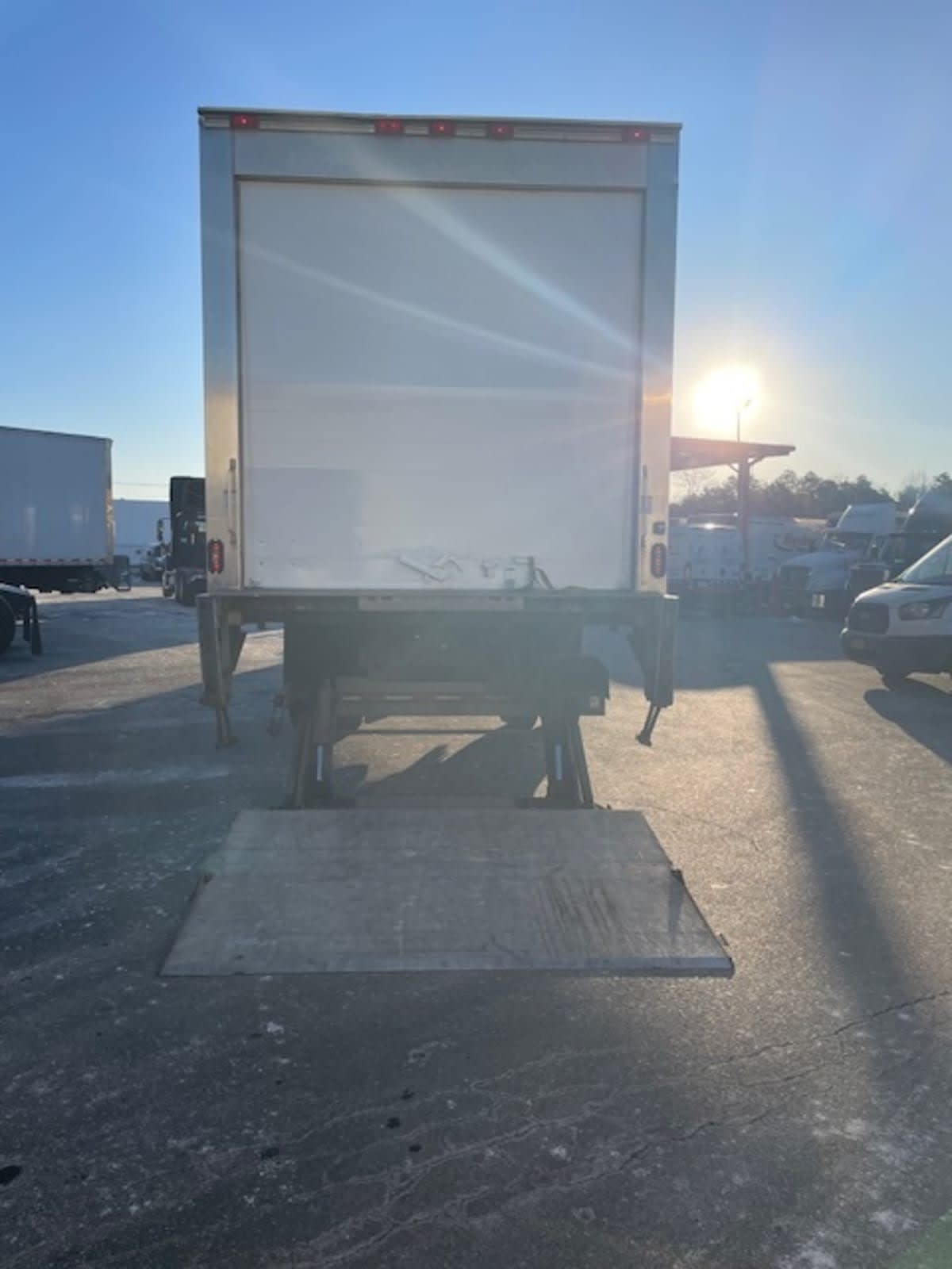 2019 International 4300 - image 13