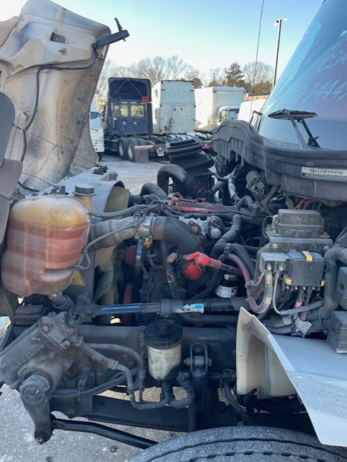 2019 International 4300 - image 10