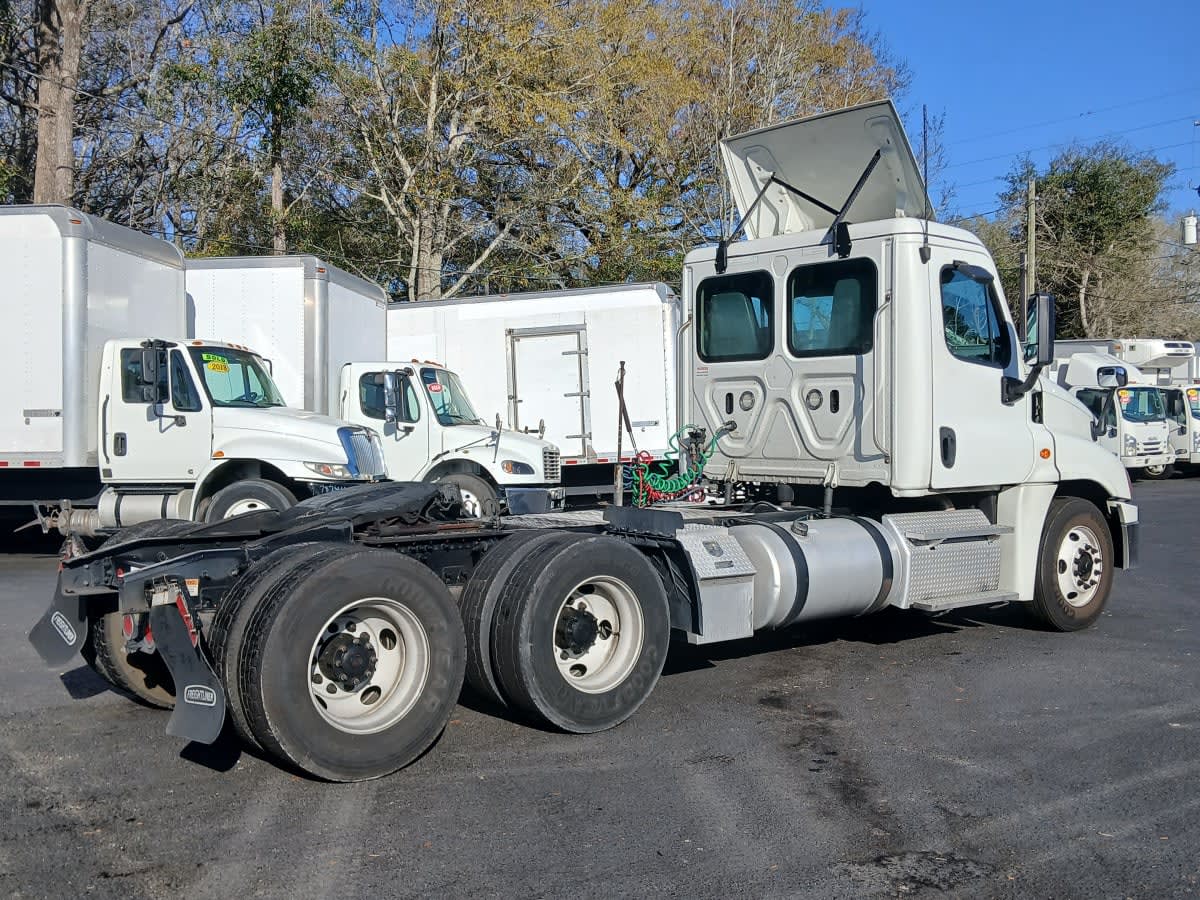 2019 Freightliner - image 4