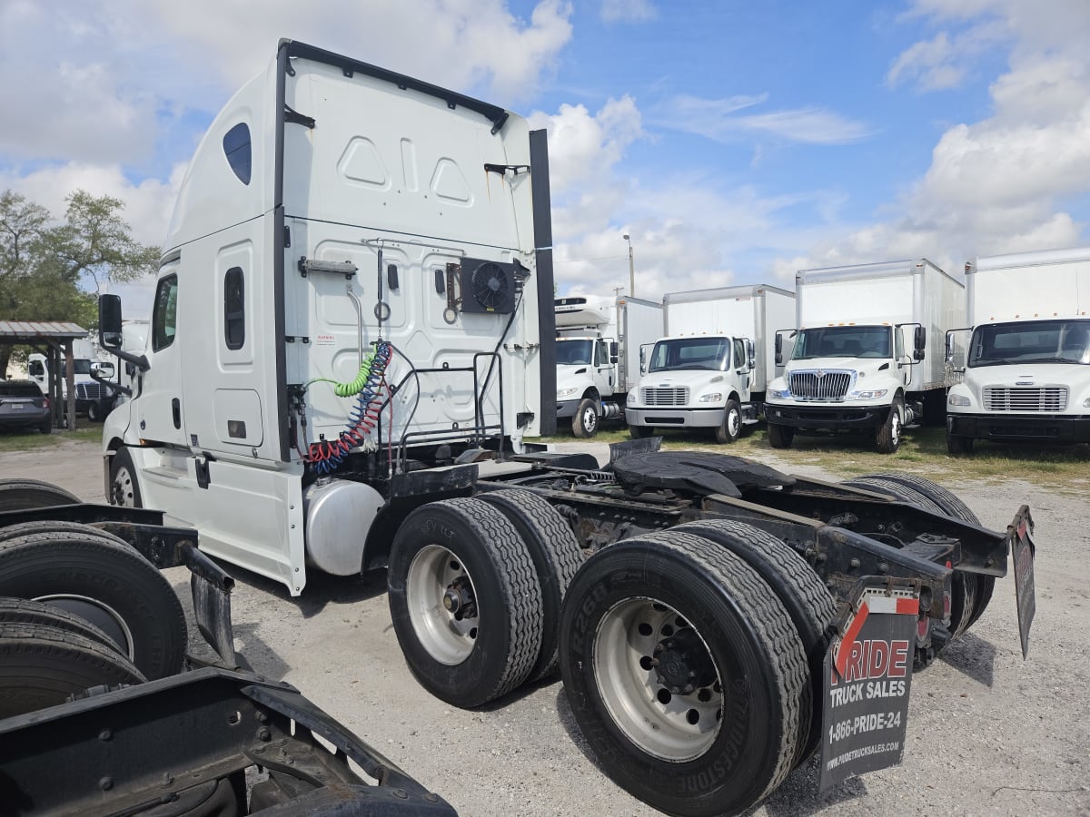 2019 Freightliner/Mercedes NEW CASCADIA PX12664 815039