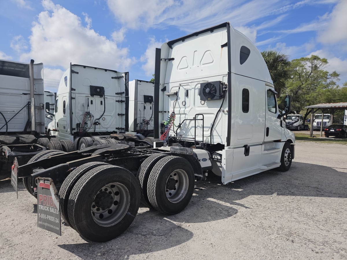 2019 Freightliner/Mercedes NEW CASCADIA PX12664 815039