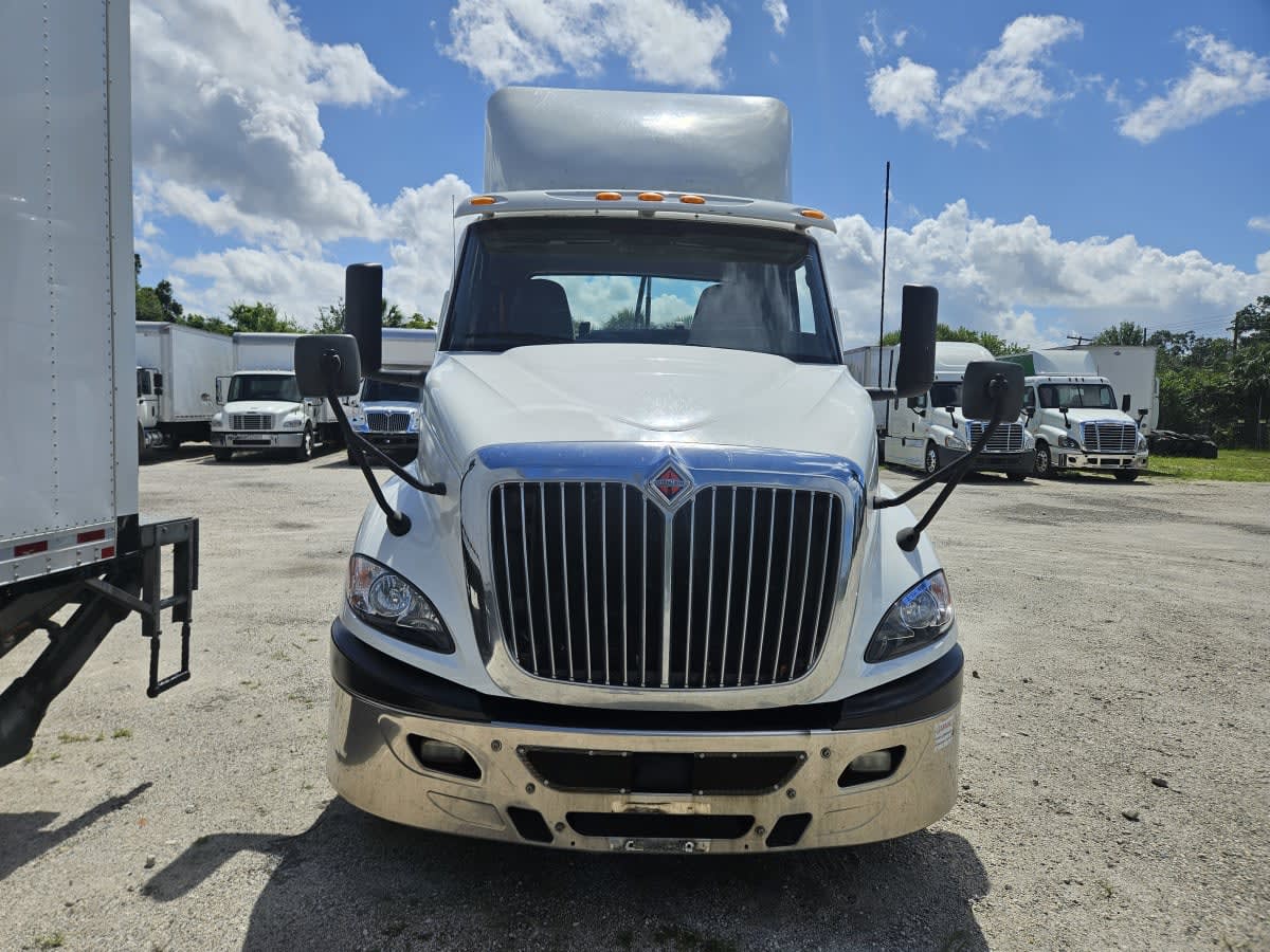 2018 Navistar International RH613 DAYCAB S/A 815047