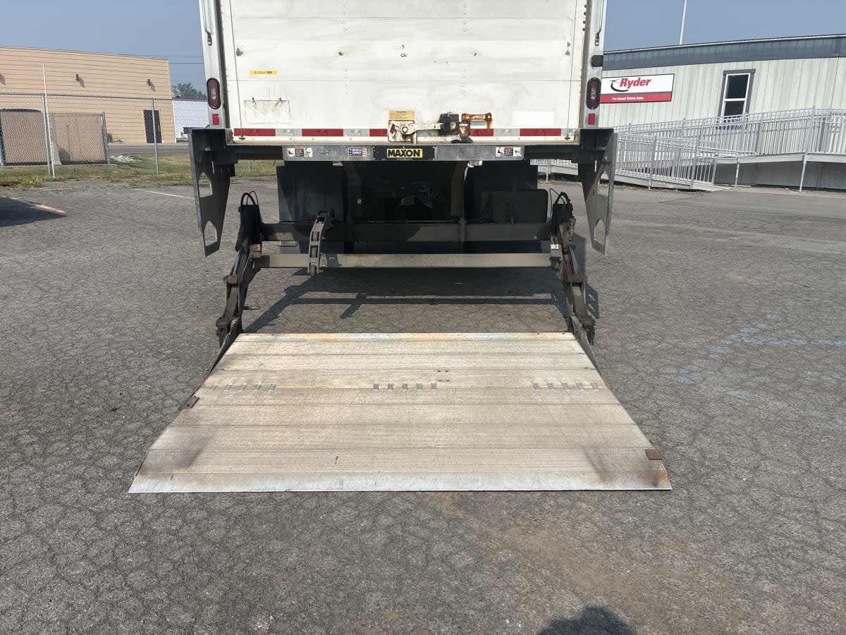 2019 Freightliner/Mercedes M2 106 815054